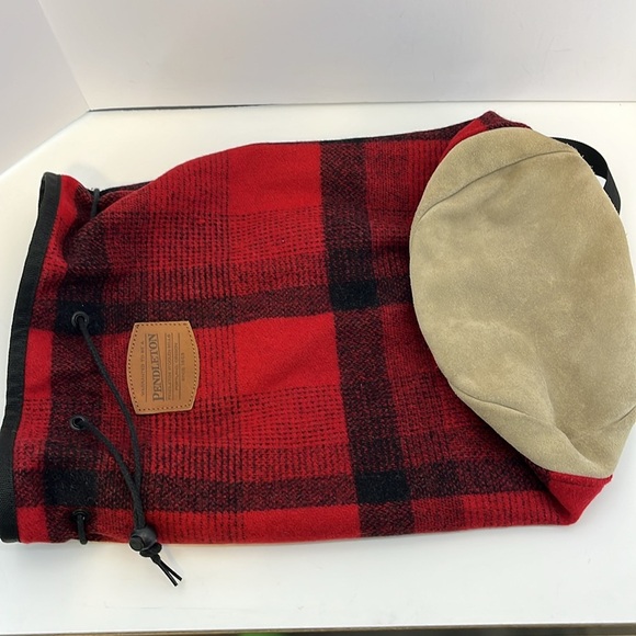 Vintage Pendleton 100% Wool Red & Black Tartan Plaid Flannel + Suede Sling Bag main image 8